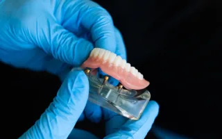 Jak używać ortodontycznej nici dentystycznej